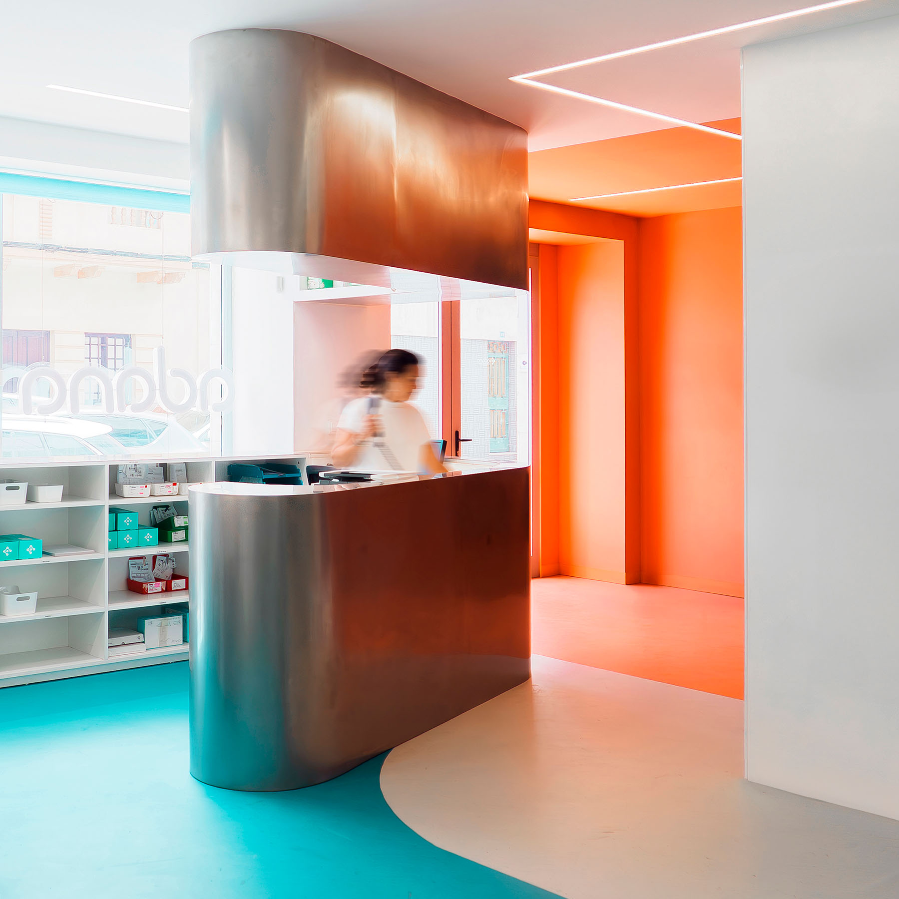Adana Dental. Diseño de BIAN. Tenerife, España © Fotografías de BIAN