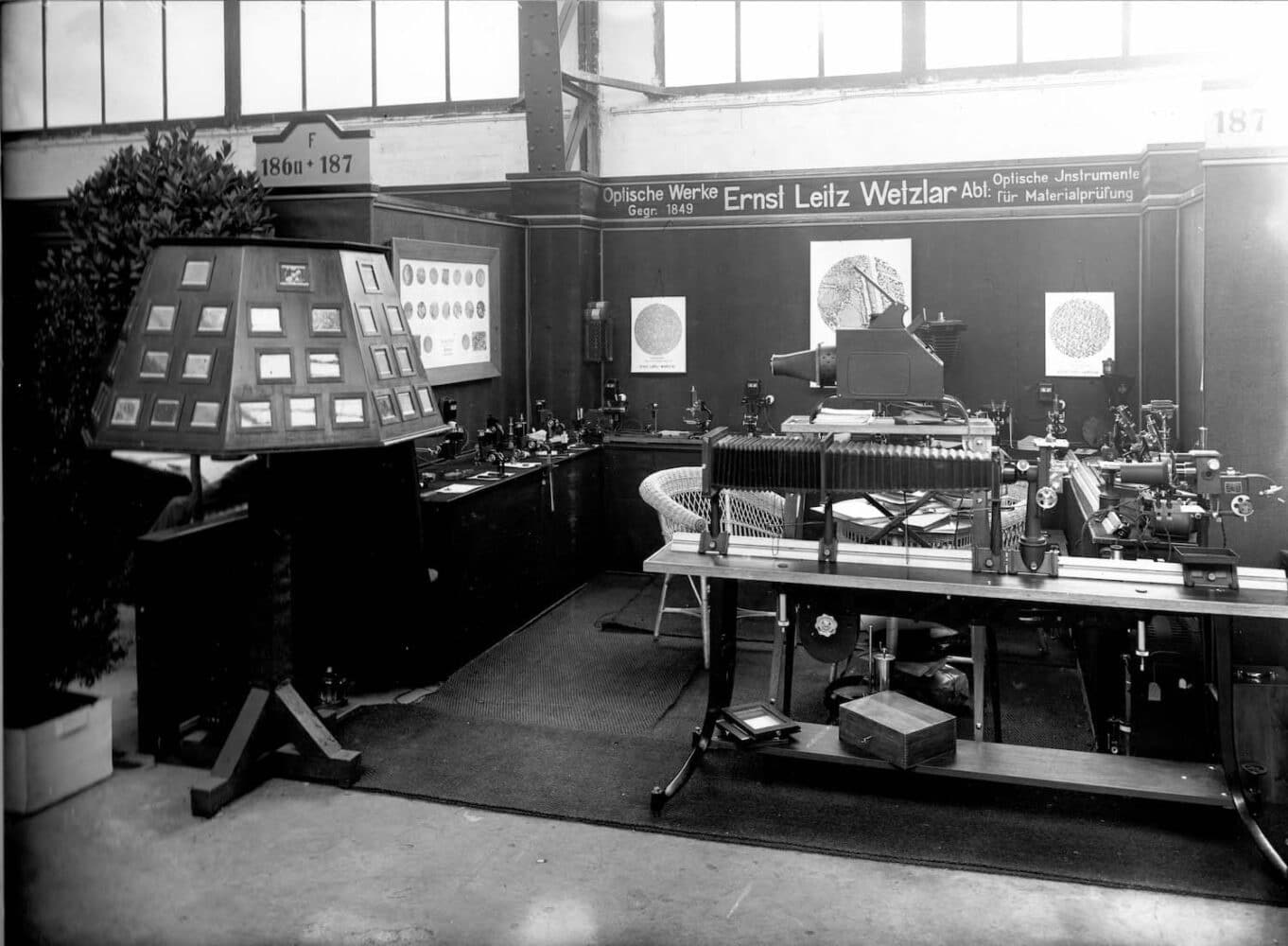 Leica