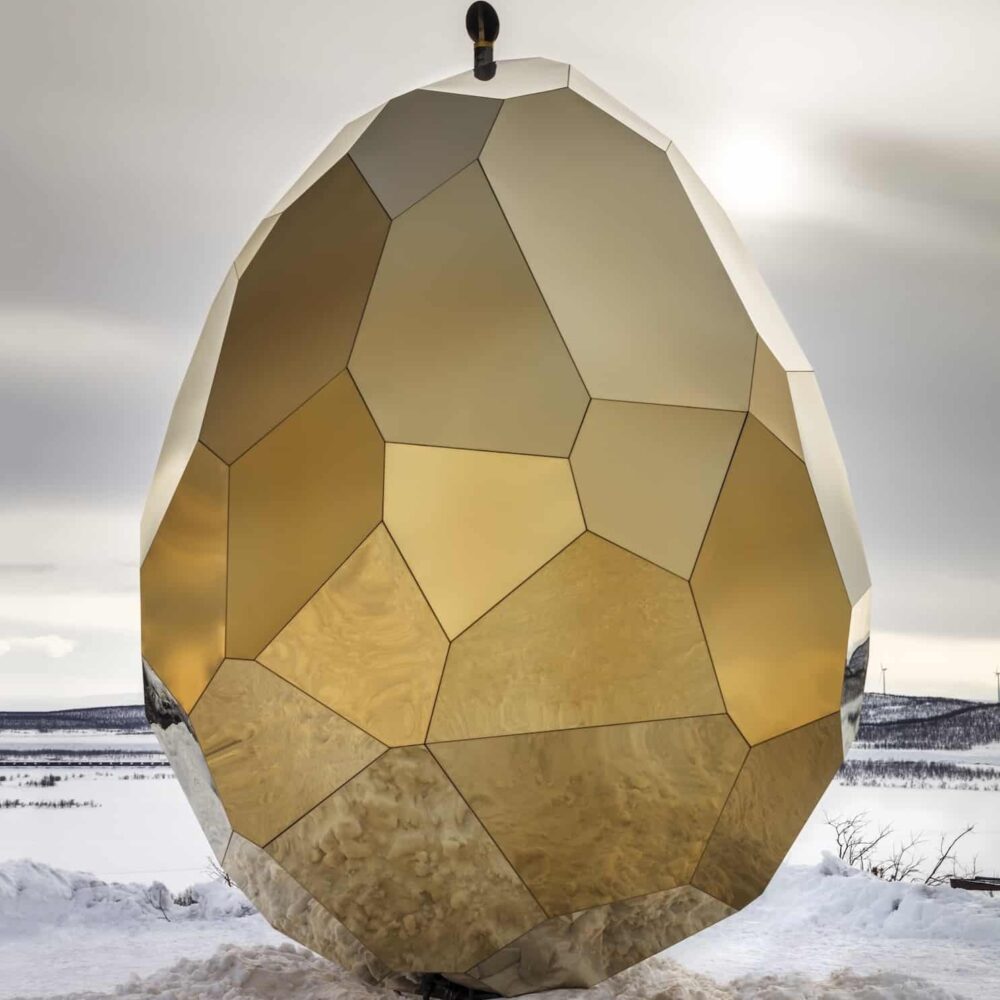 Solaregg_close_cloudy