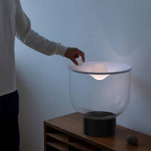 Grammoluce. Studio Habits y Ming Dong. Martinelli Luce. Euroluce 2025