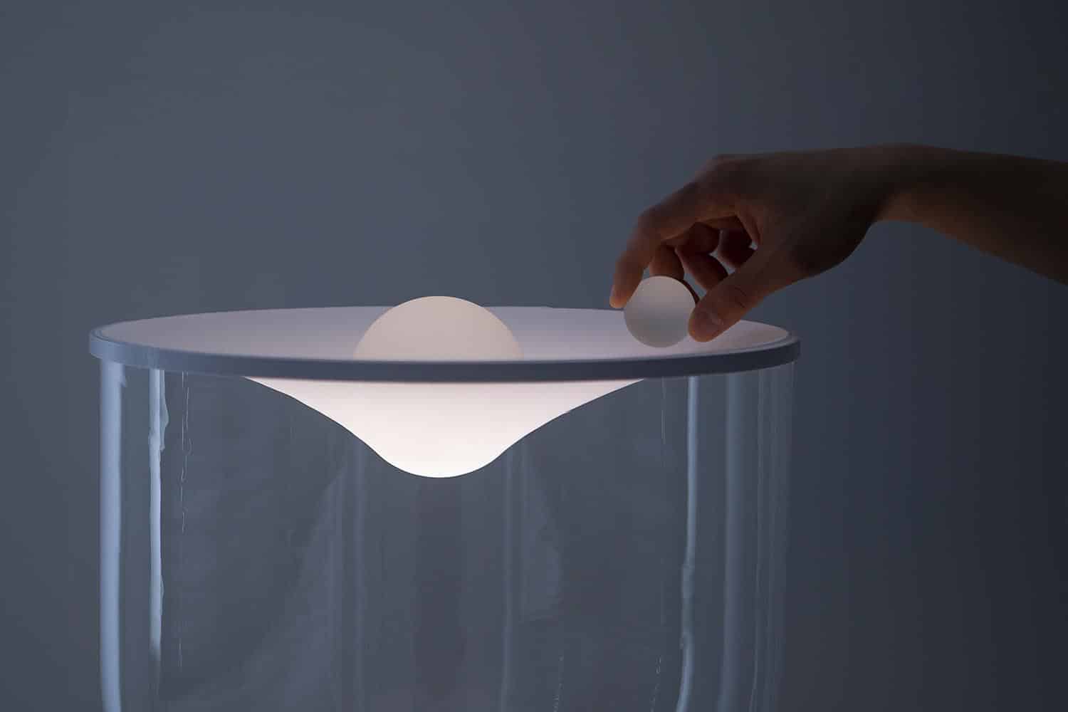 Grammoluce. Studio Habits y Ming Dong. Martinelli Luce. Euroluce 2025