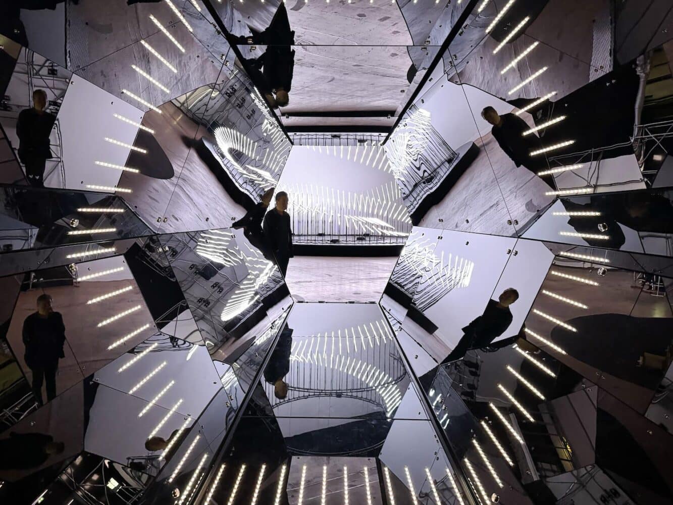 La Villette, Into the Light, light art
