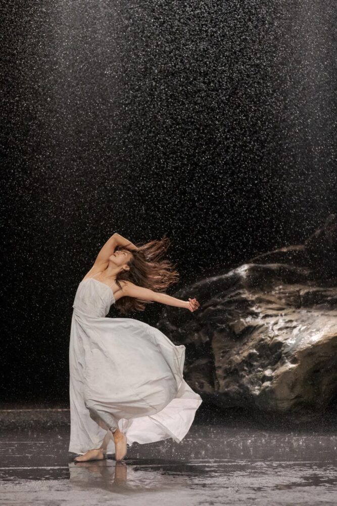 Pina Bausch, Tanztheater Wuppertal, Vollmond