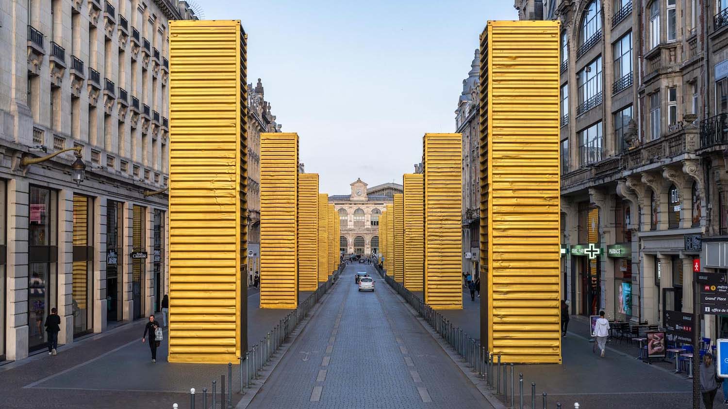 Golden Monoliths. SpY. Arte urbano