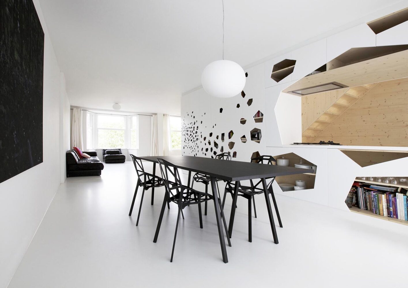 Hole Apartment. i29
