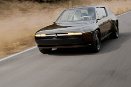 R17 Electric Restomod. Ora Ïto. Renault