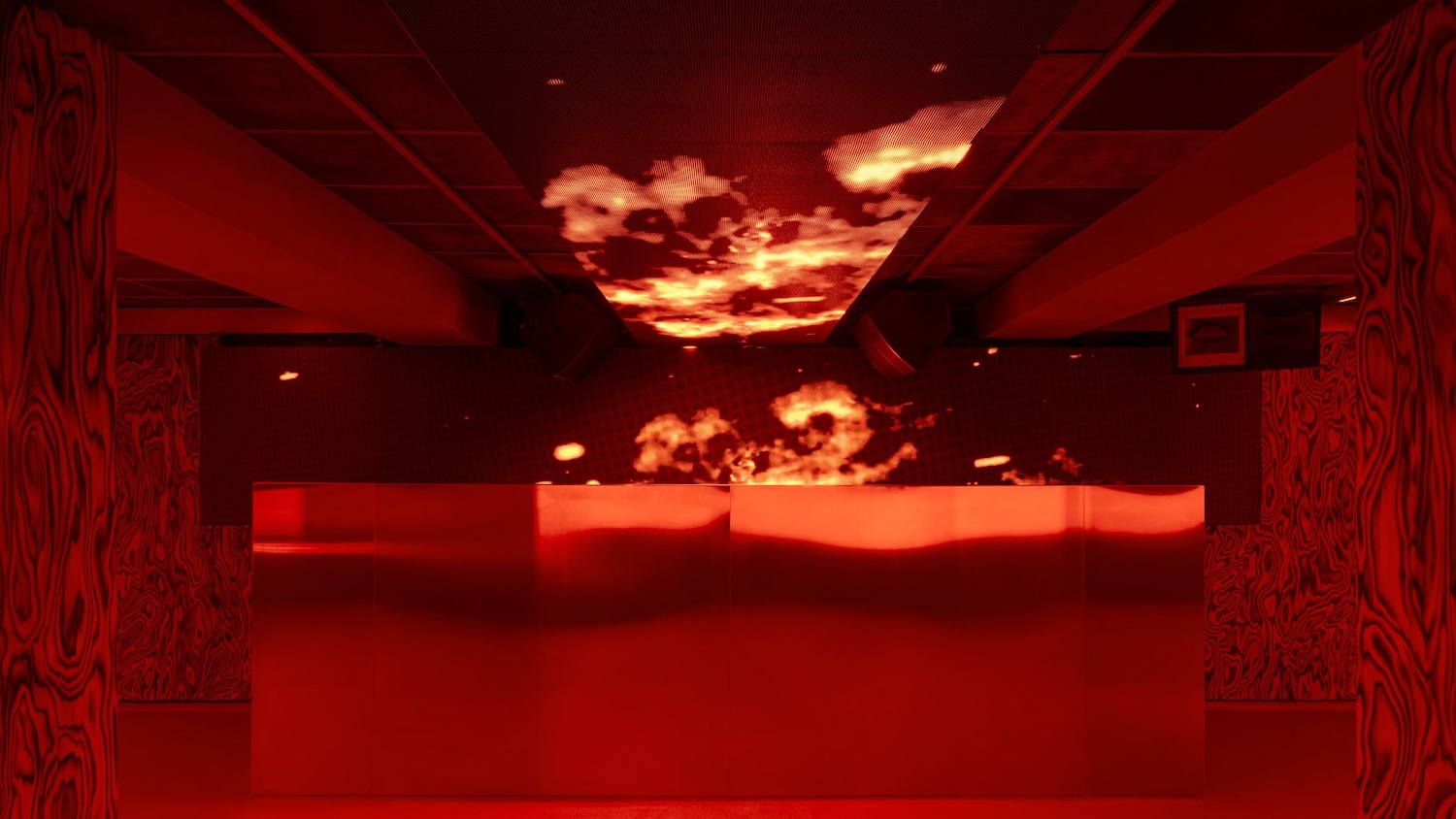 Clap Studio, Oven club, templo rojo