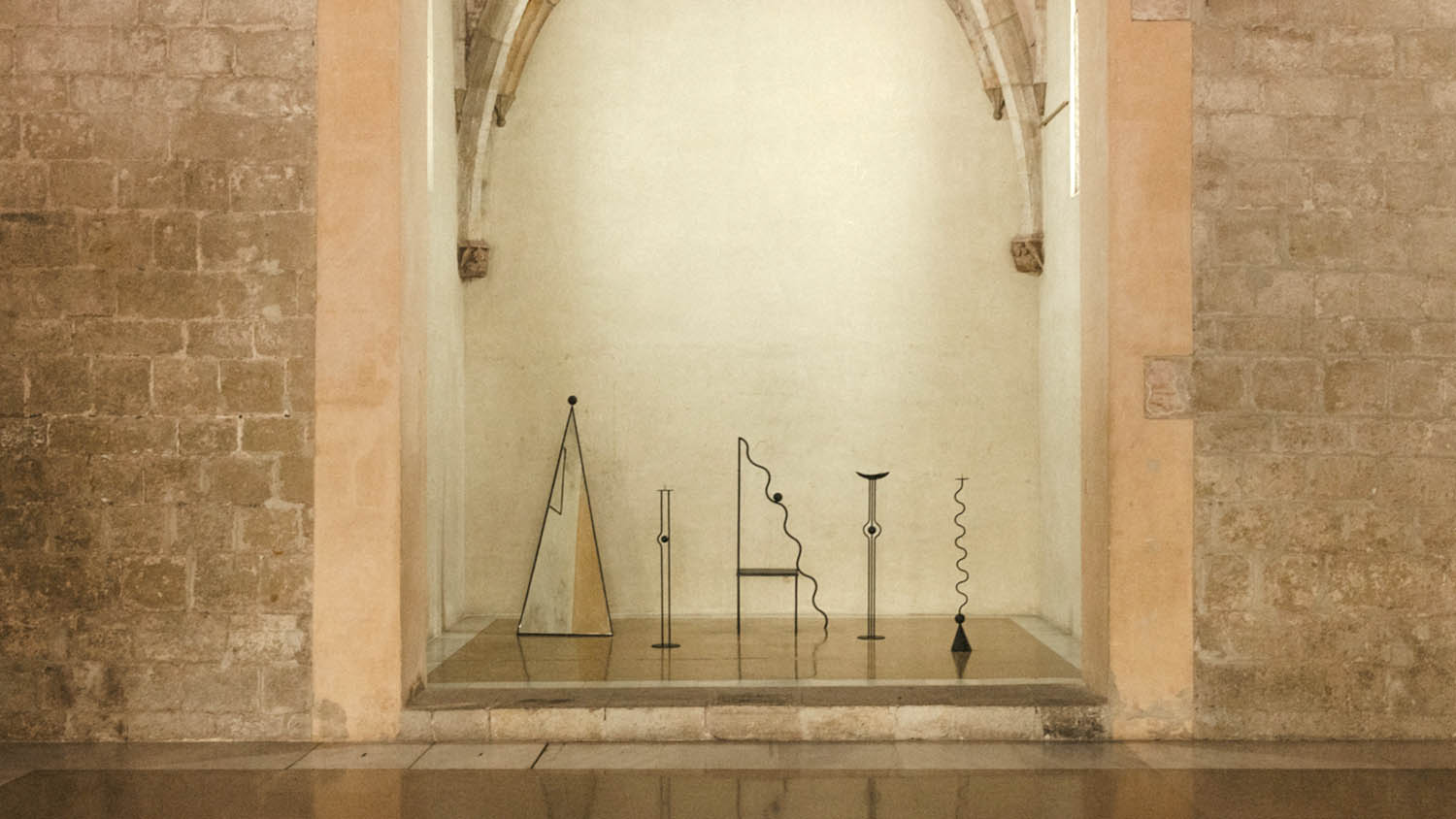 Metamorphosis. EL diseño surrealista de Valeria Vasi