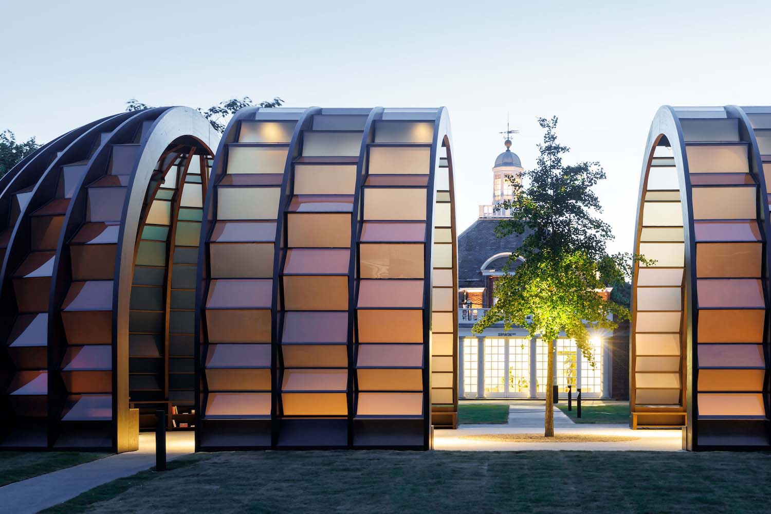 A Capsule in Time. Serpentine Pavilion. Marina Tabassum