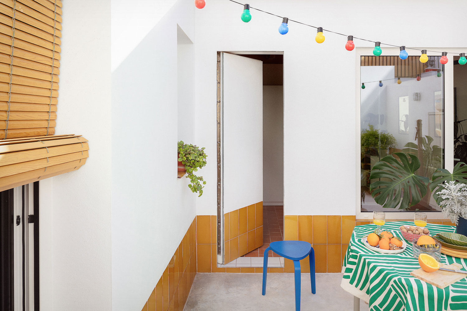 Casa Jardín. Habitar contemporáneo en un casa centenaria.