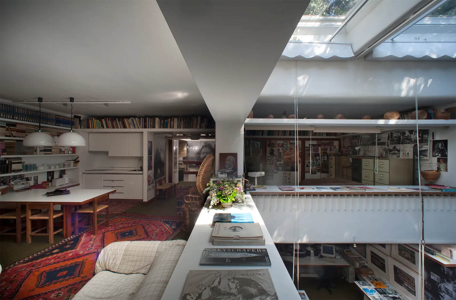 Casa Rascainfiernos. Fernando Higueras. Efecto ¡Wow!. Fazeta Producciones