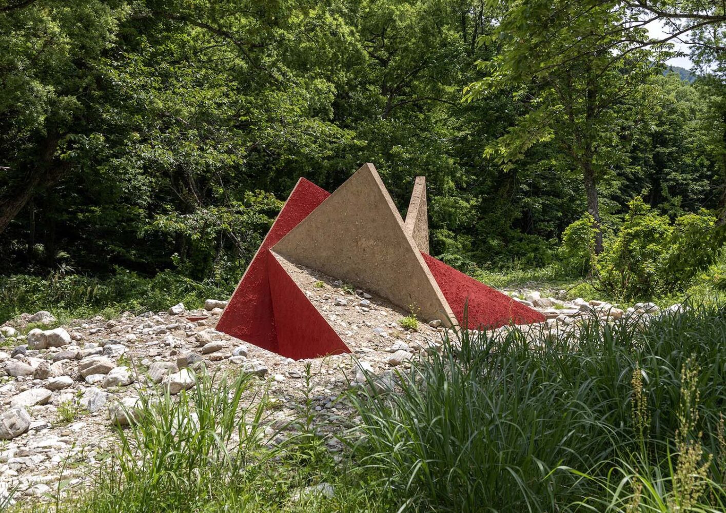 Shrine of Triskele, Hajime Yoshida, land art