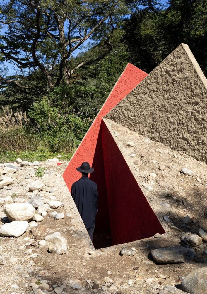 Shrine of Triskele, Hajime Yoshida, land art