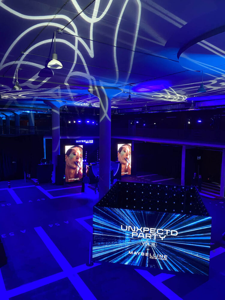 Evento Maybelline. Fazeta Producciones. Efecto ¡Wow!