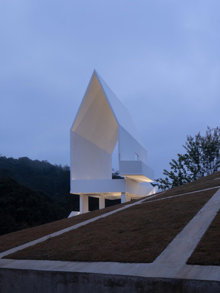 Flying Bird Art Gallery, Kong Shiangwei Studio