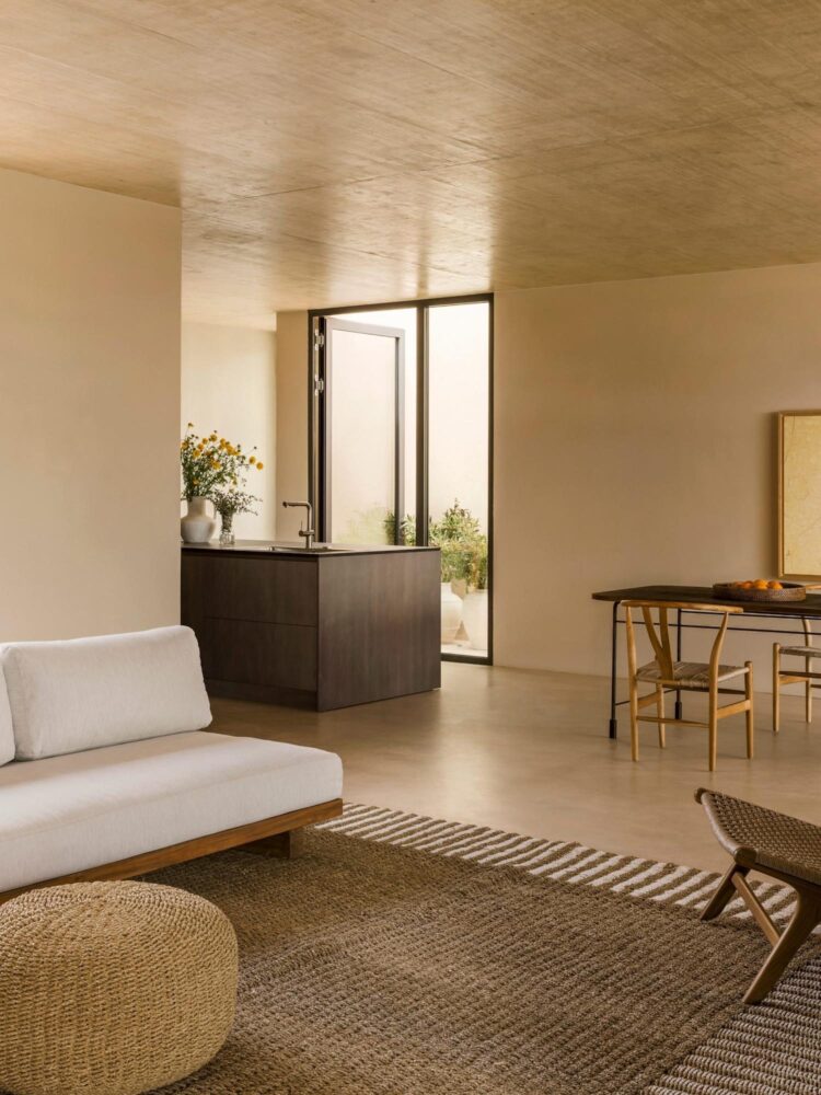 Patio House, Solum Studio, laberinto, mar de Siracusa