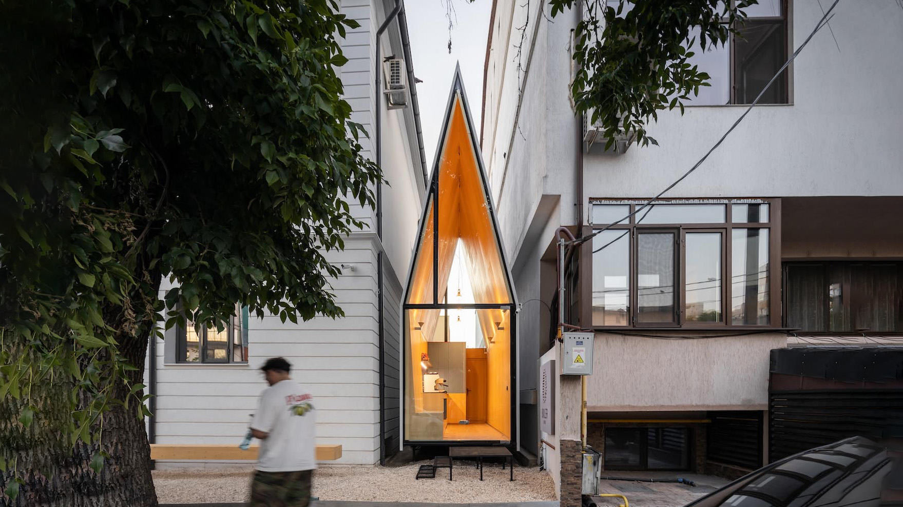 The Chapel, Vinklu, templo para el café, capilla