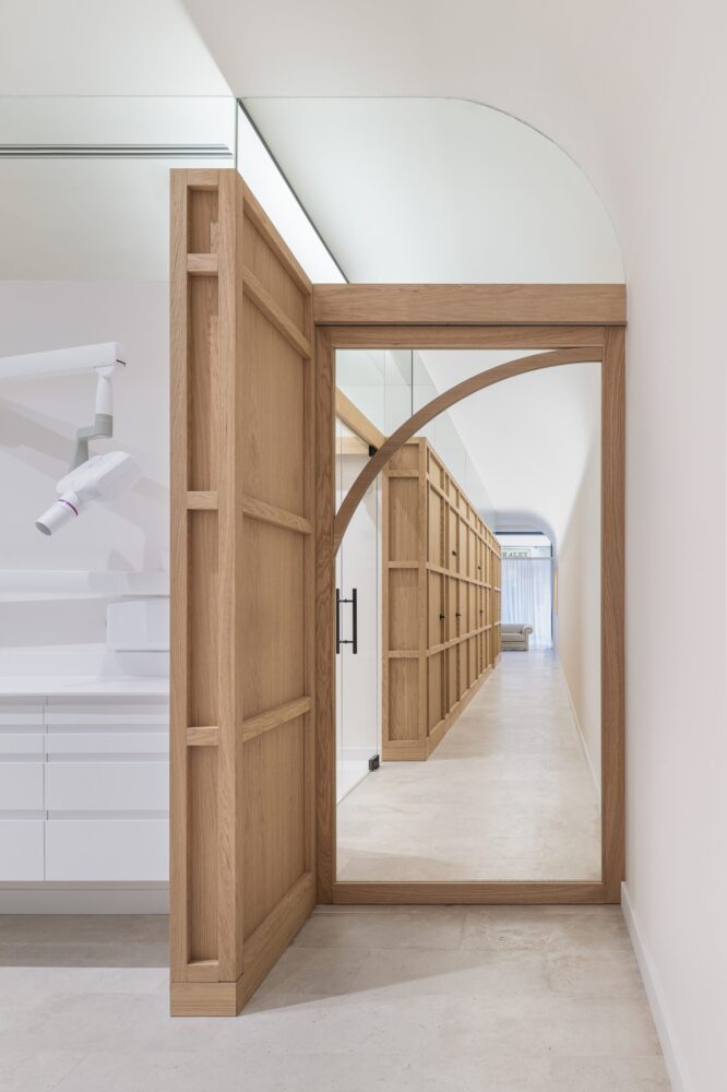 murillo arquitectos -clínica dental Urgel-Valladolid gabinete de cirugía