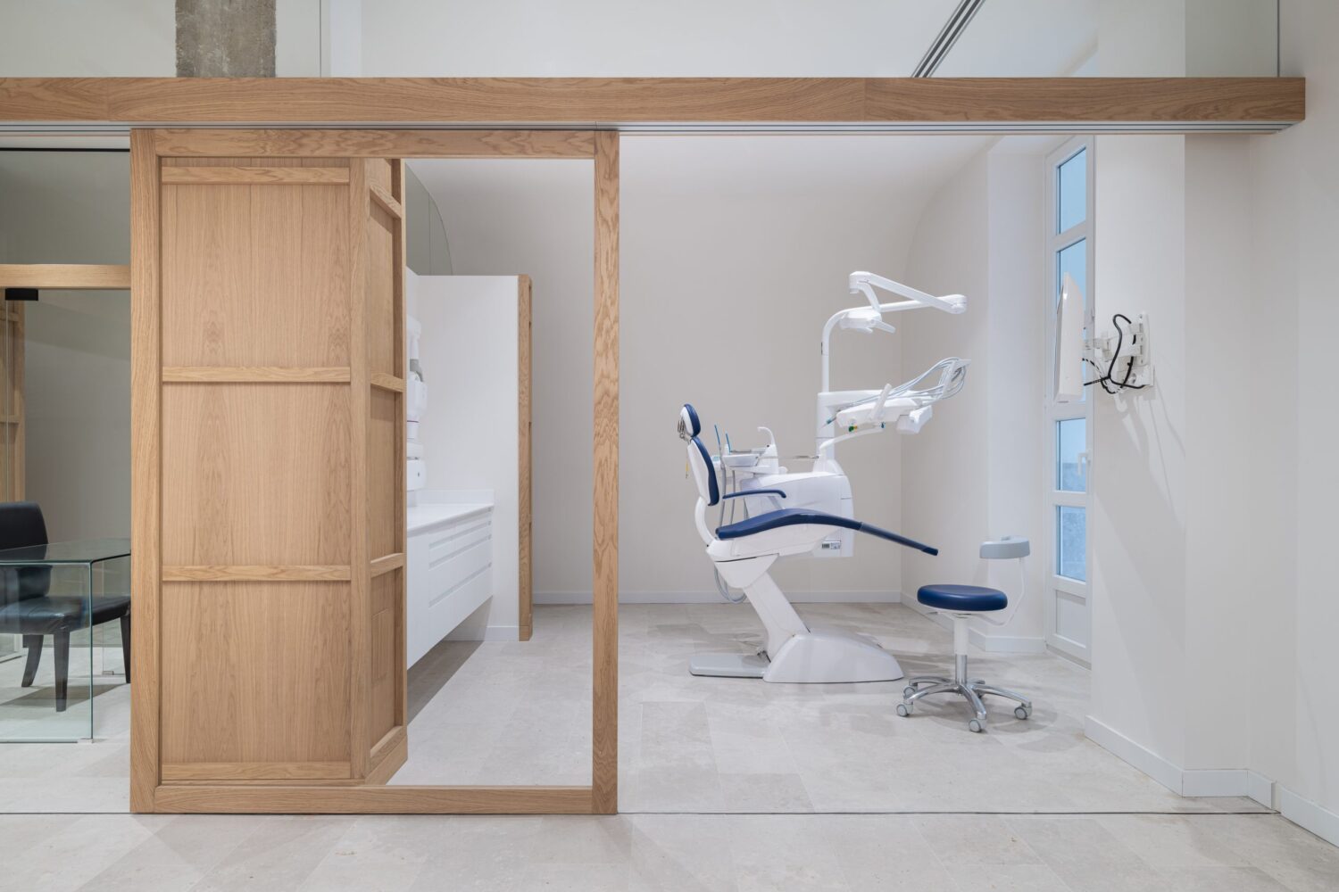 murillo arquitectos -clínica dental Urgel-Valladolid gabinete de formación