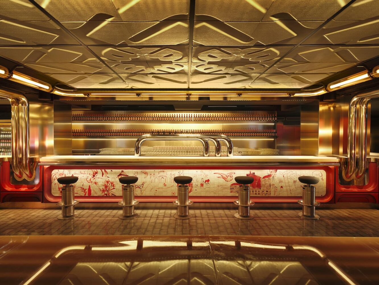 Plaza Mahou, External Referece