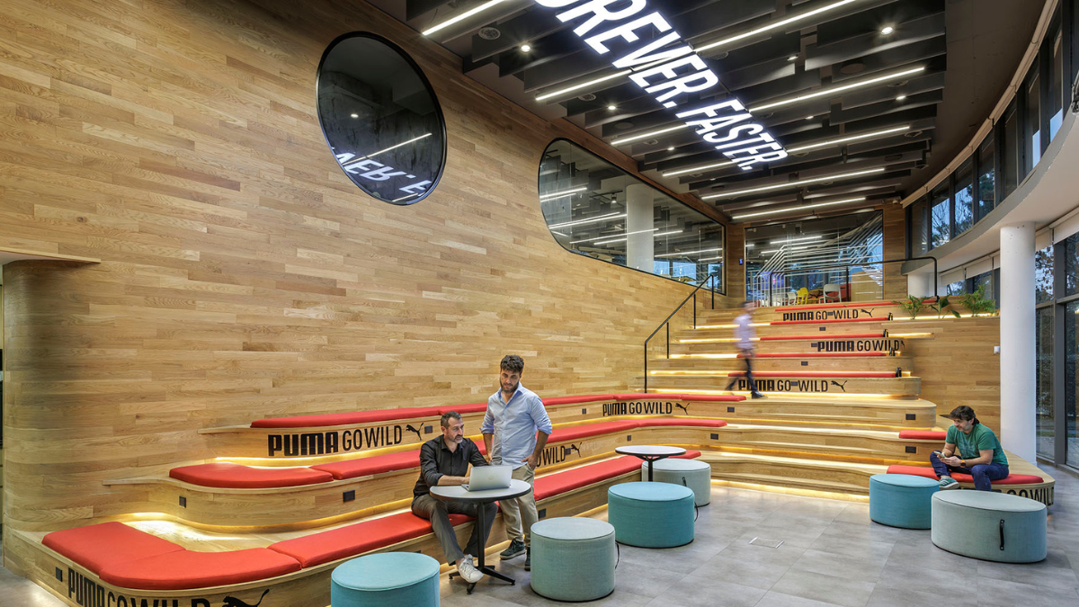 Diseño de oficinas modernas por Contract Workplaces