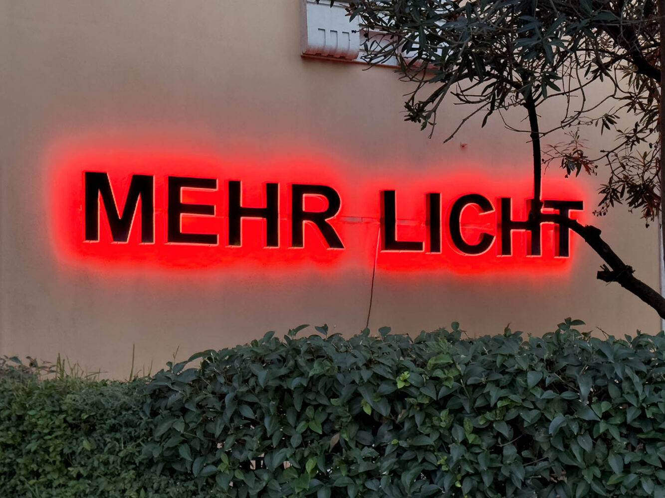 Mehr Licht. Chema Alvargonzález. Sociedade Nacional de Belas Artes de Lisboa (SNBA). Foto: © paconeumann