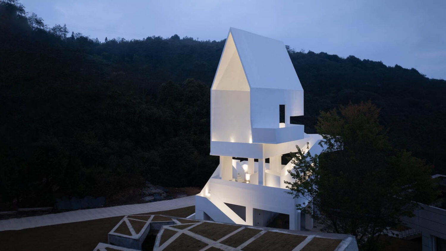 Flying Bird Art Gallery, Kong Shiangwei Studio