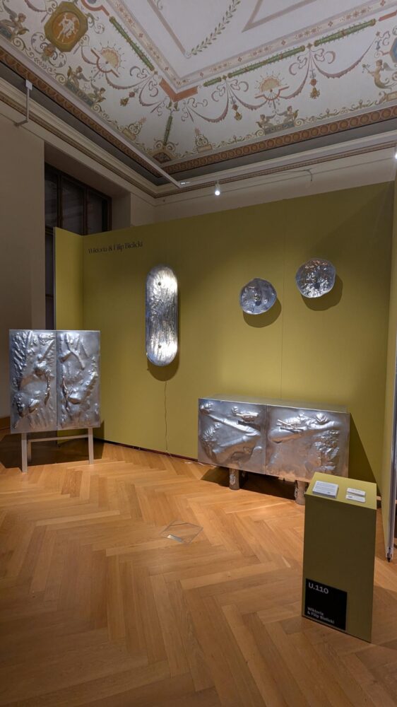 Fragile Inner, tecnología, brazo robótico