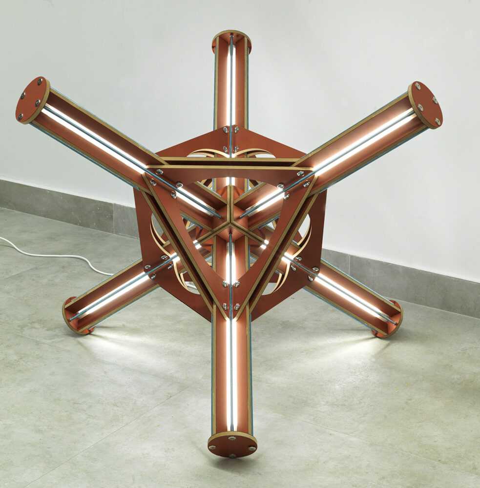 Luminaria Matatena. Pedro Cerisola. Gabinete de Arte y Curiosidades. Formica Group y TetúanCrea