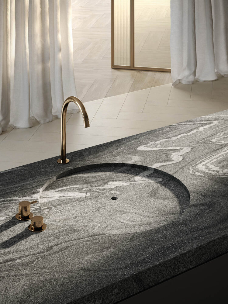 Sapienstone Silver Wave