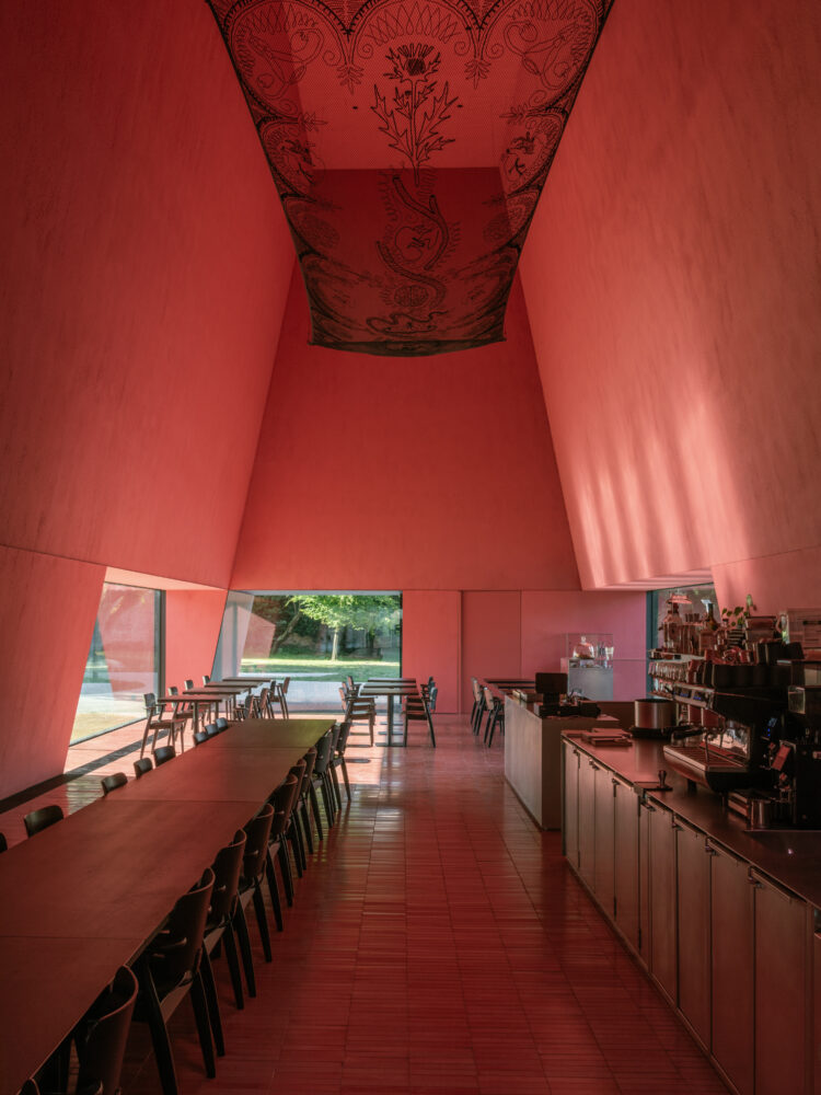 Barozzi Veiga, Abadía Groeninge, Kortirijk