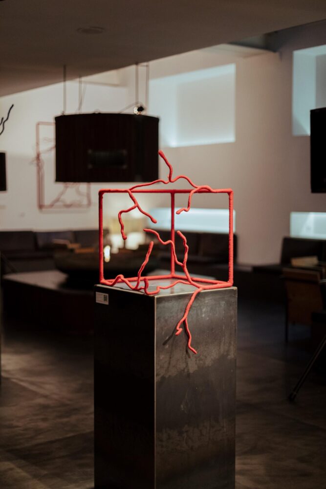 João Bruno, lana, hotel 7 islas