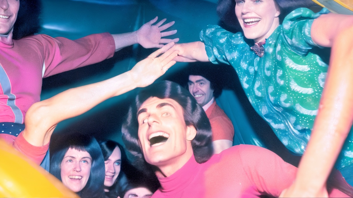 Matthew Biederman, a quickie in the bouncy house, arte digital