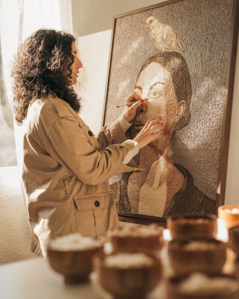 Cynthia Nudel pintando