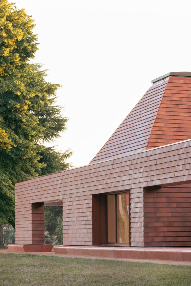 Kinder Rain, AACM, guardería