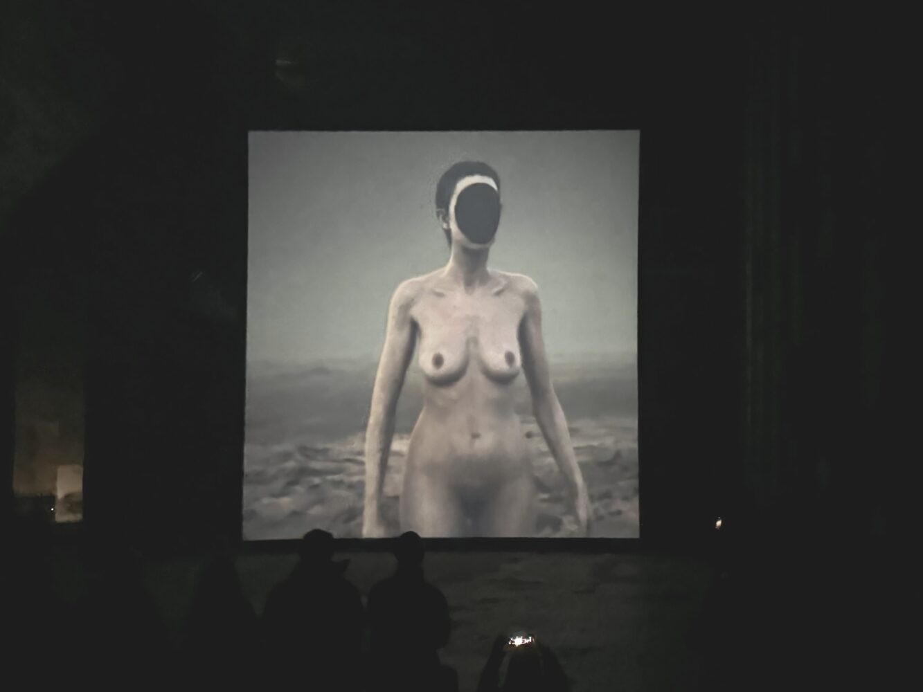 Pierre Huyghe, Liminals, Halle am Berghain, arte cuántico