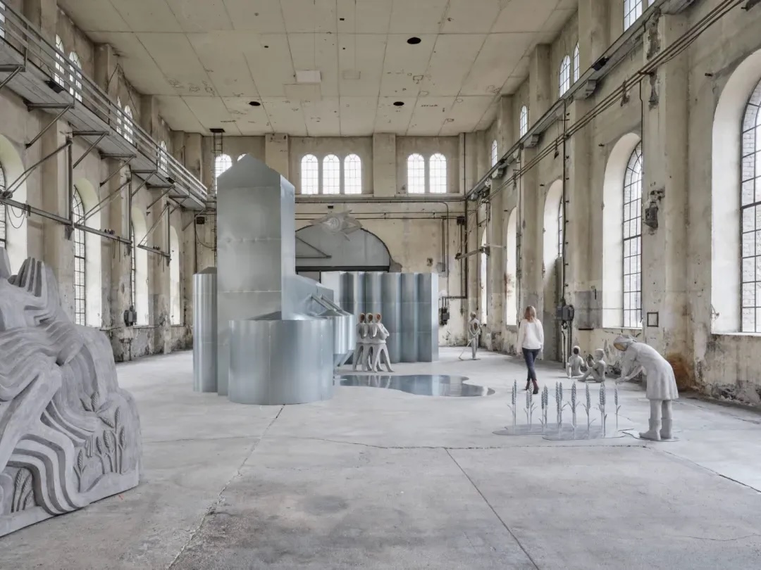 brutalismo, Anna Hulačová