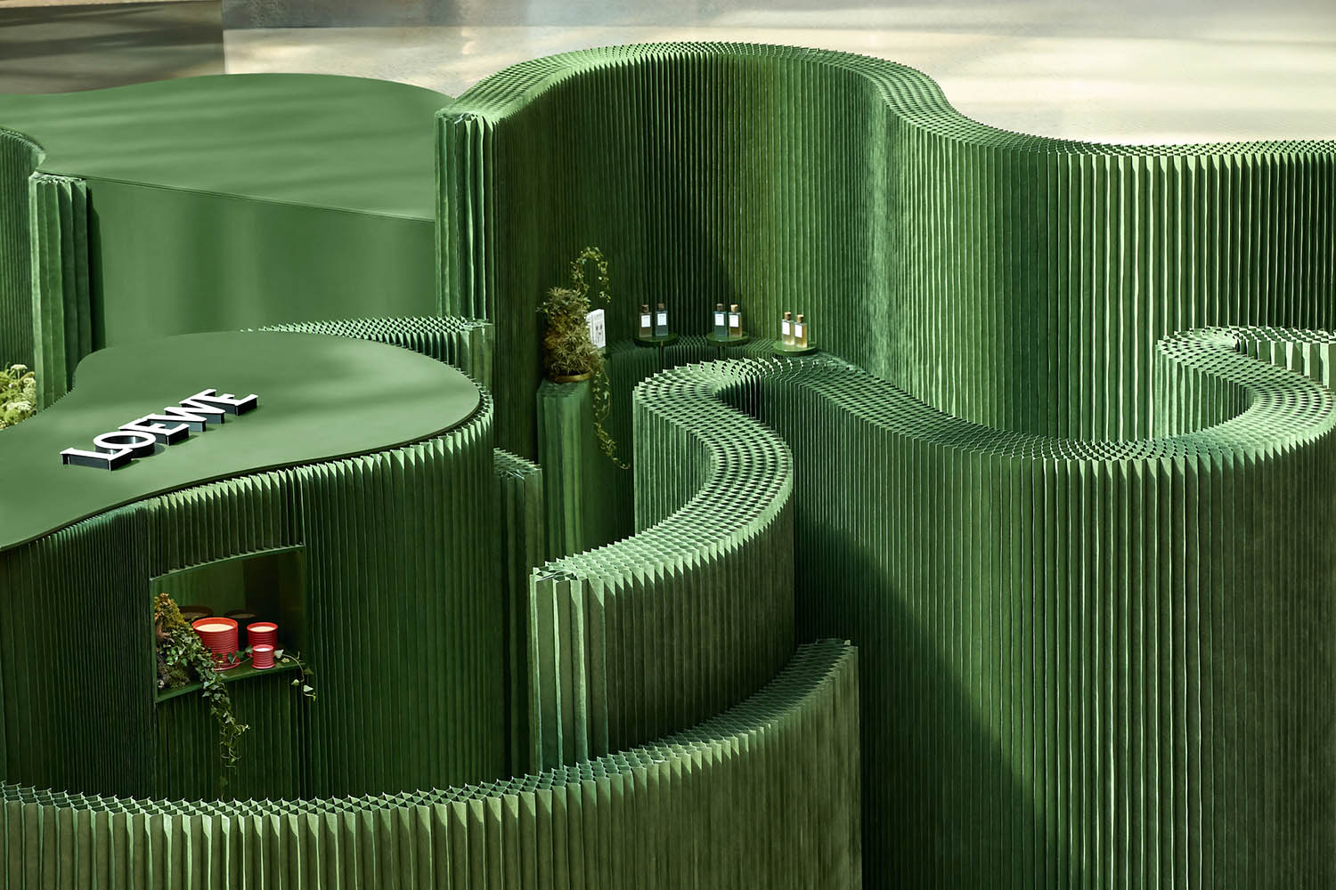 Crafted Garden. LOEWE Perfumes + Molo Design. Fiesta Design. Madrid Design Festival 2026