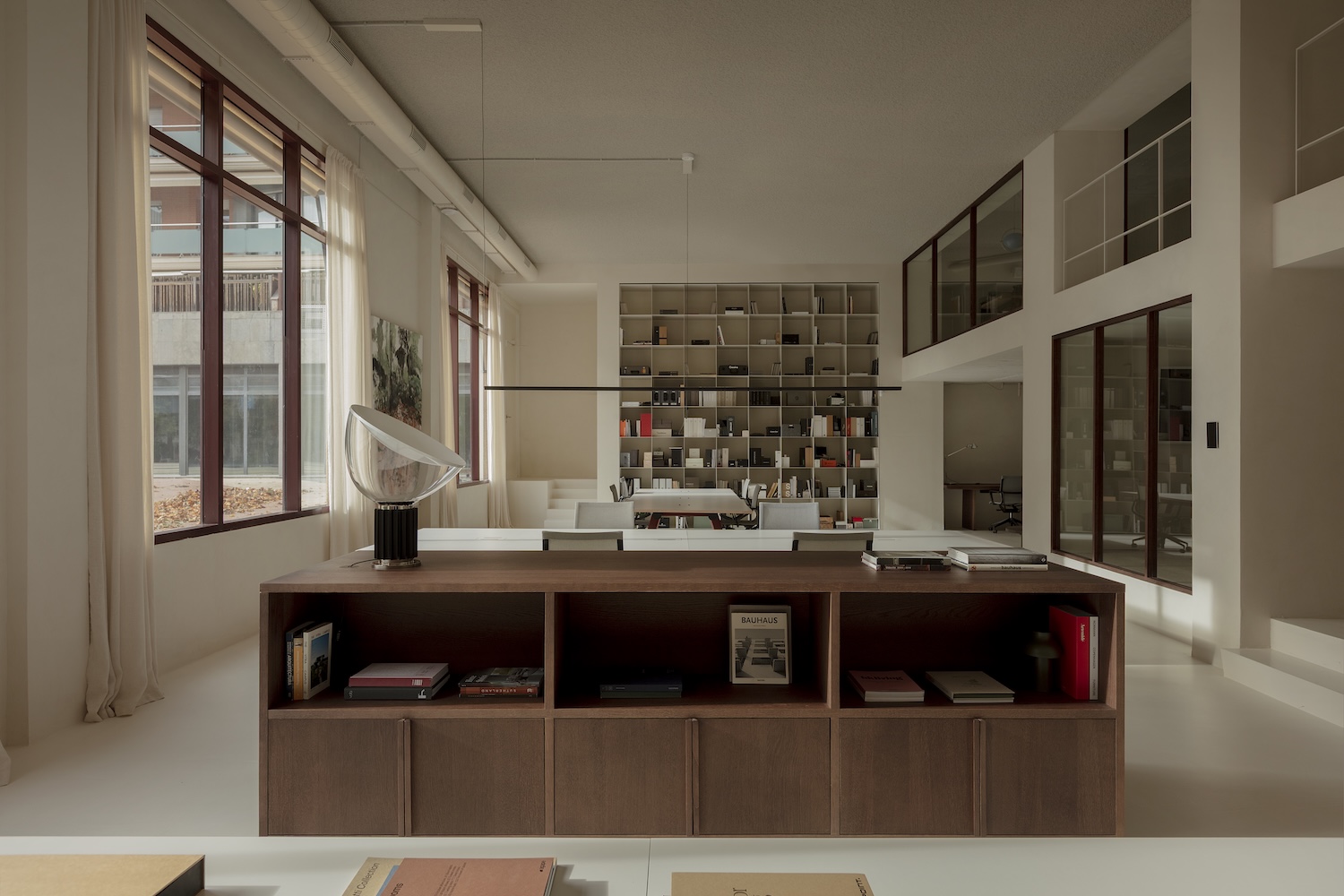 Oficina diáfana, The Room Studio