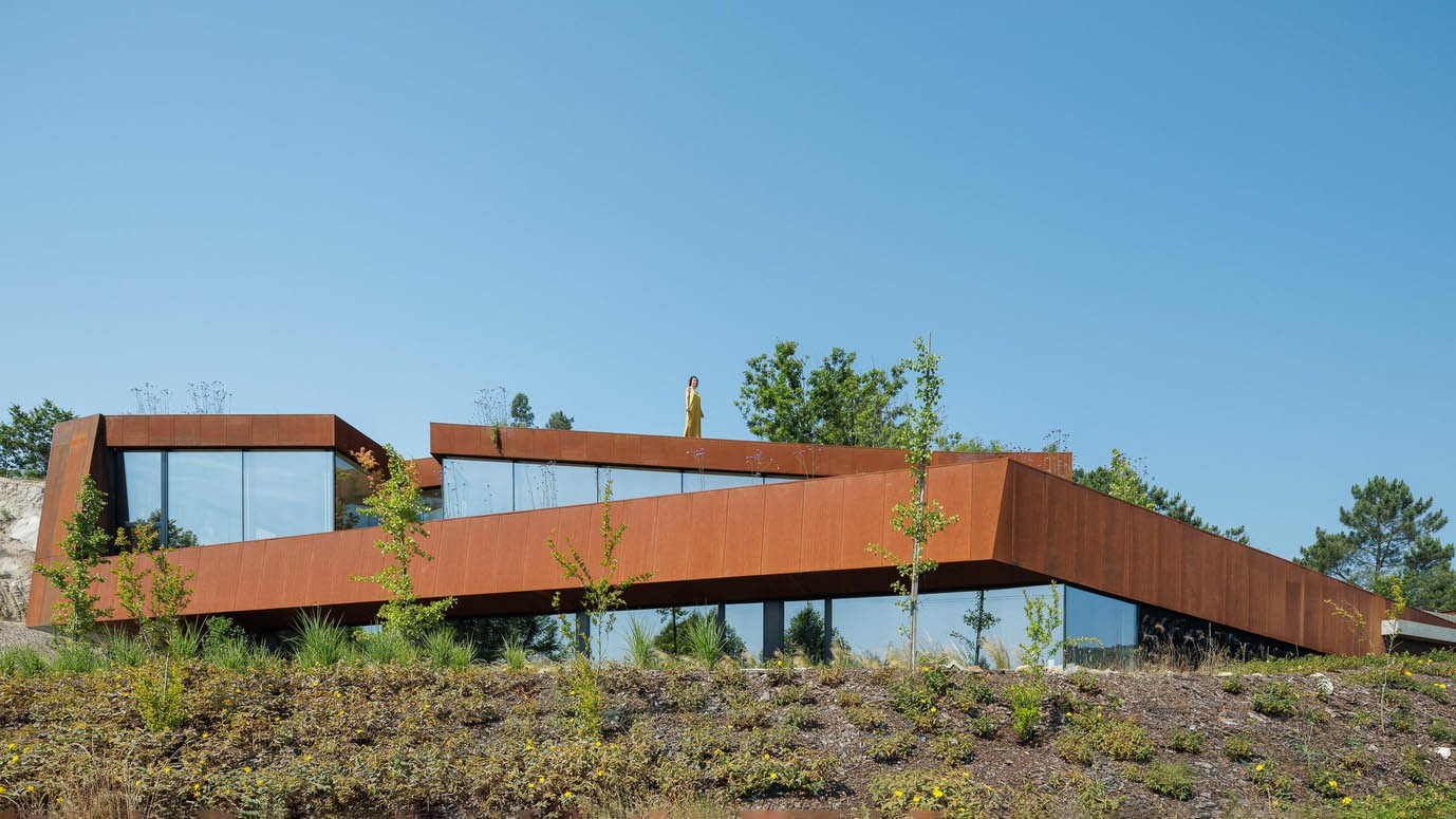 Casa Corten. HPA arquitetura. Foto: ©I vo Tavares