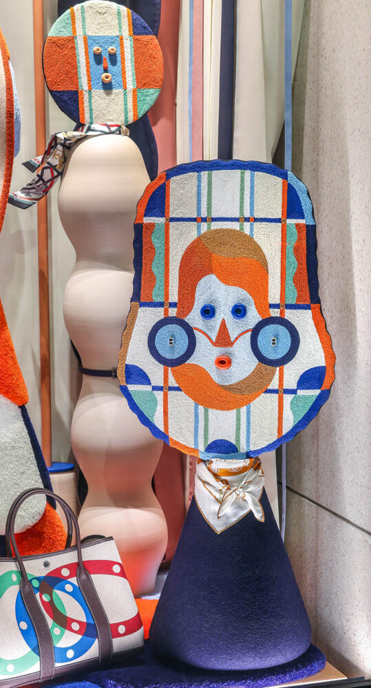 Escaparate de Twee Muizen para Hermès Madrid