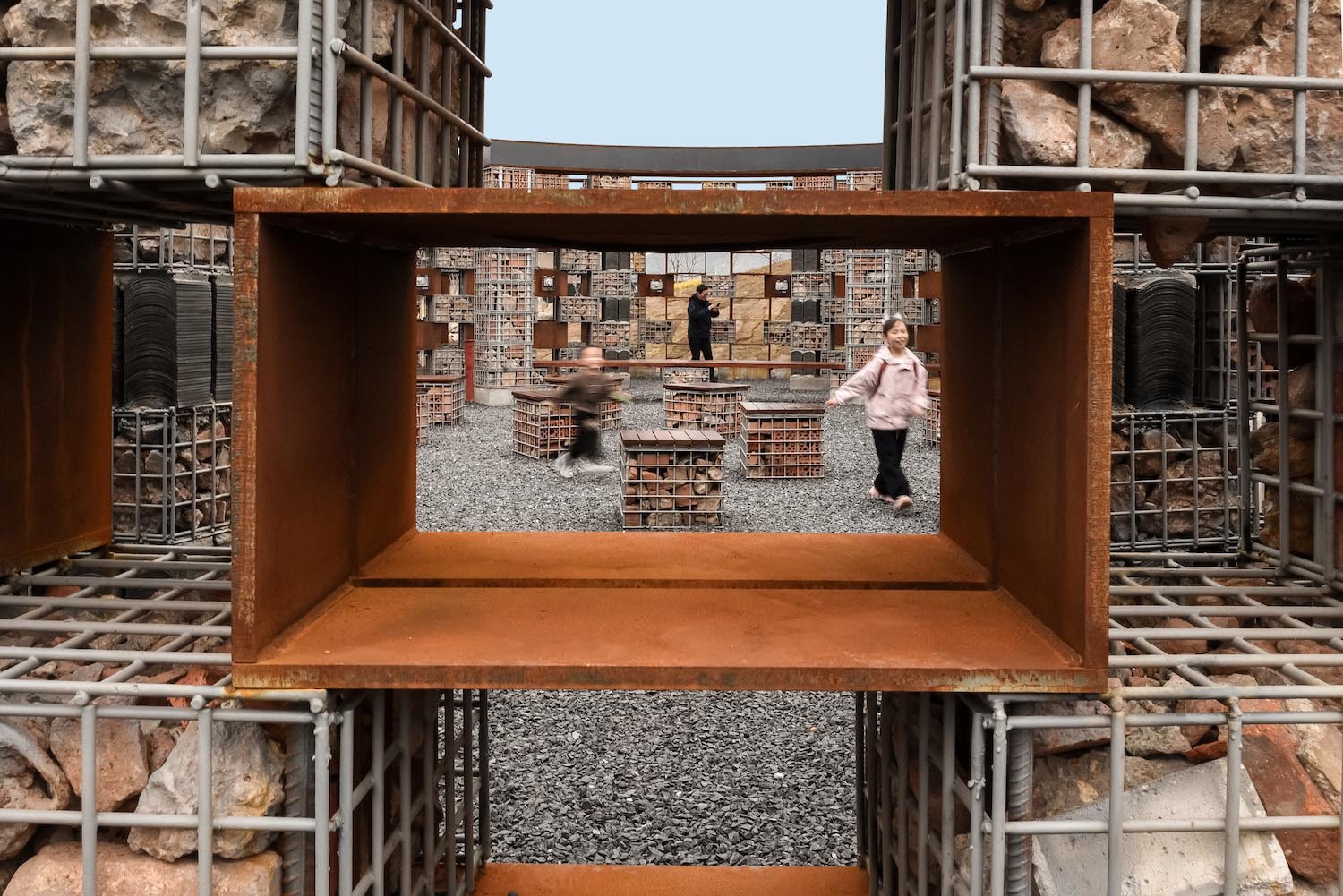 Historia de China, Museo sonoro, Echo of the ruins