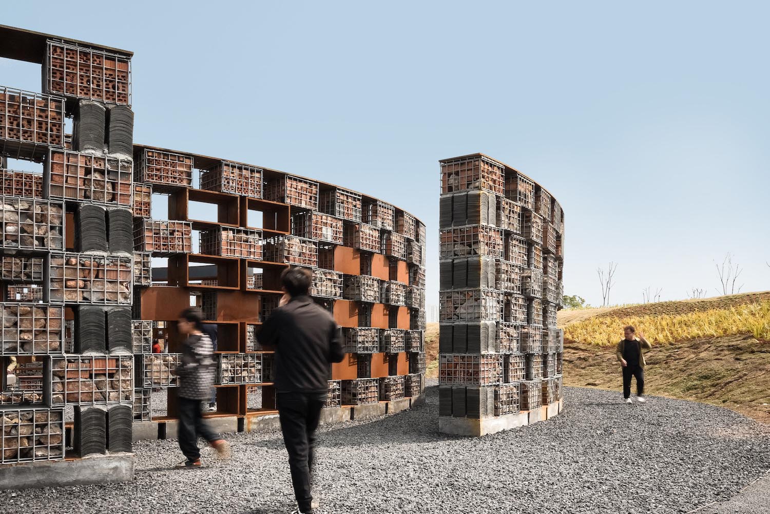 Historia de China, Museo sonoro, Echo of the ruins
