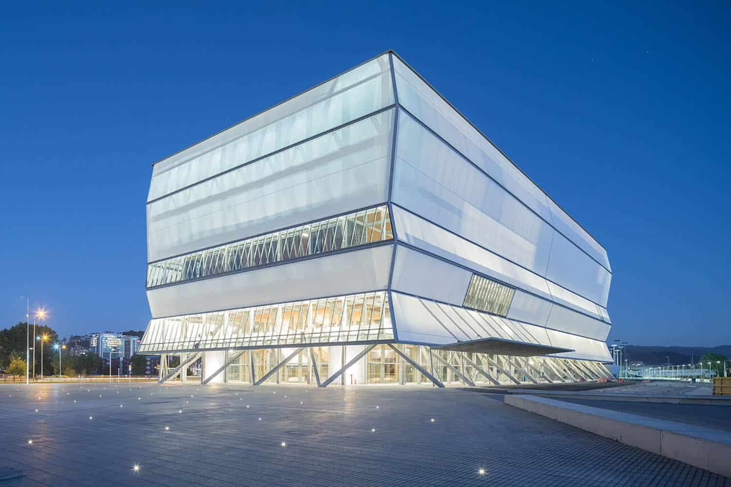 Teatro Regional del Biobío. Smiljan Radic. Congreso Mundial de Arquitectura de la UIA en Barcelona