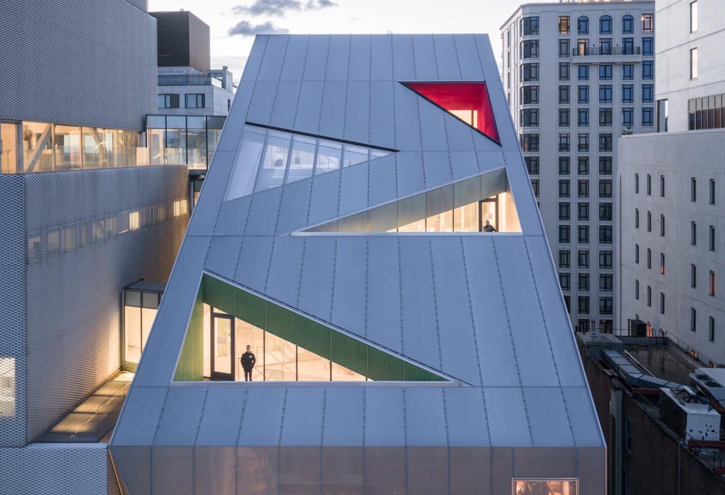New Museum, New Humans