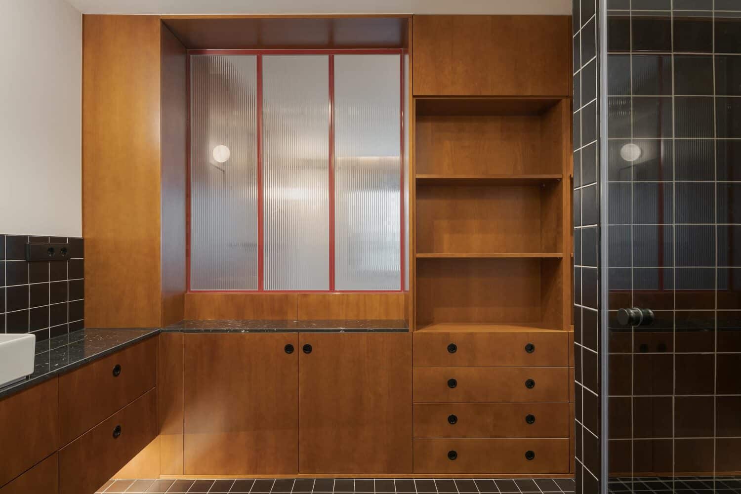 muebles-almacenaje-bano-madera-a-medida