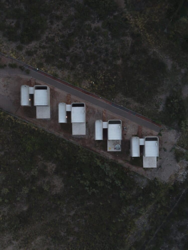 brutalismo, cabaña, ONA