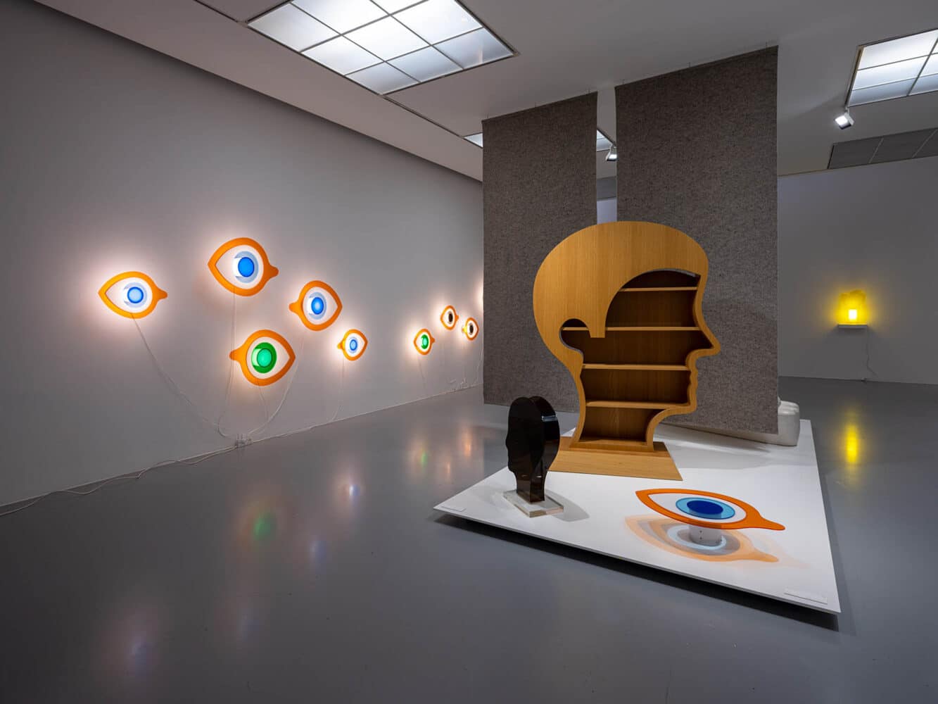 When the Earth Turned the Other Way. Nicola L. Vista exposición. Museo de Arte Contemporáneo de Amberes. © M HKA
