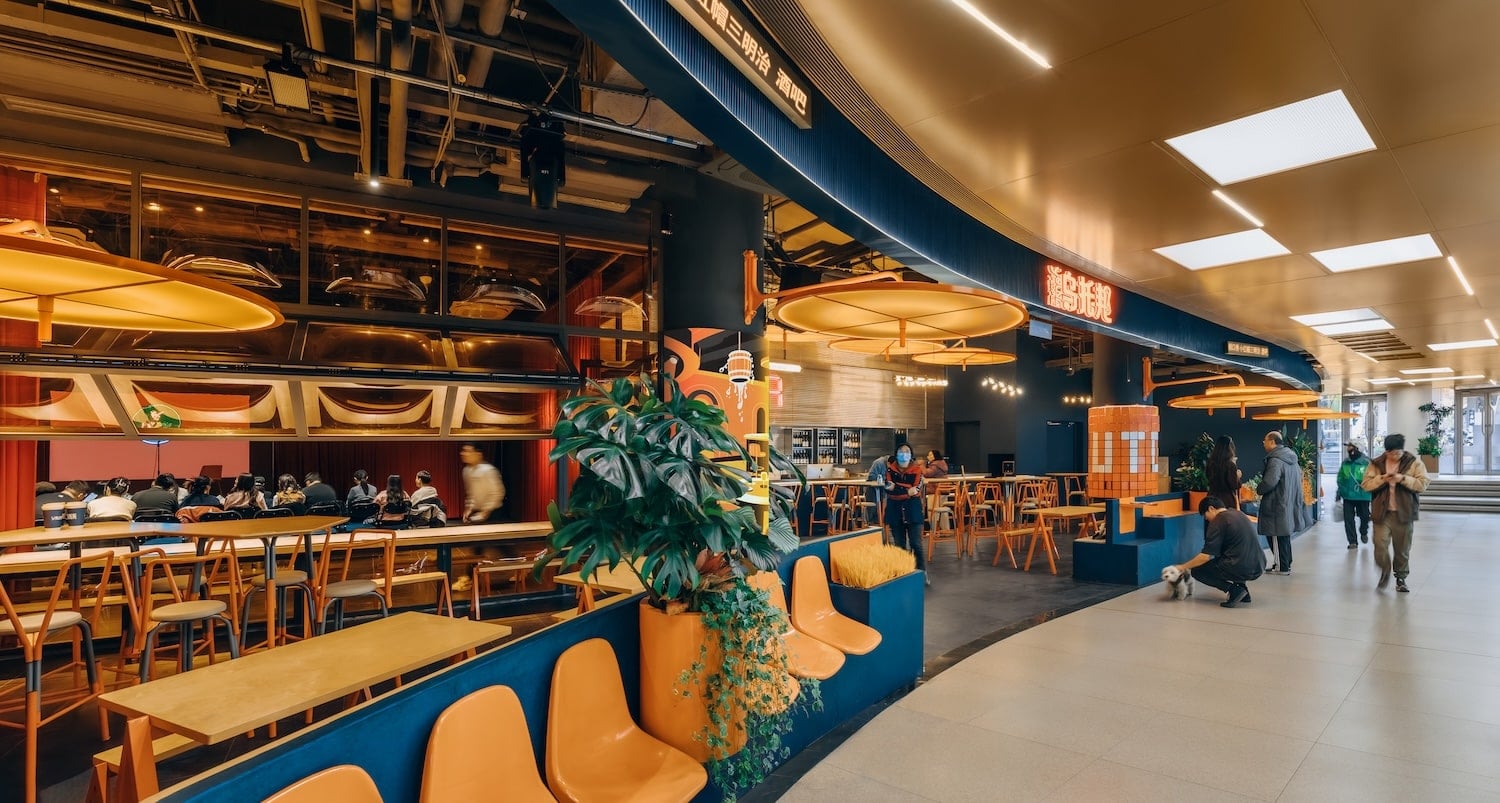 casa de madera, tejado a dos aguas, Pavilosta, Báltico