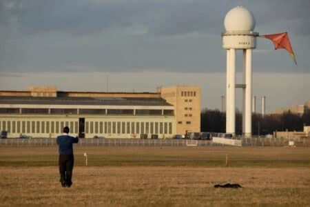 Tempelhofer. Feld Web